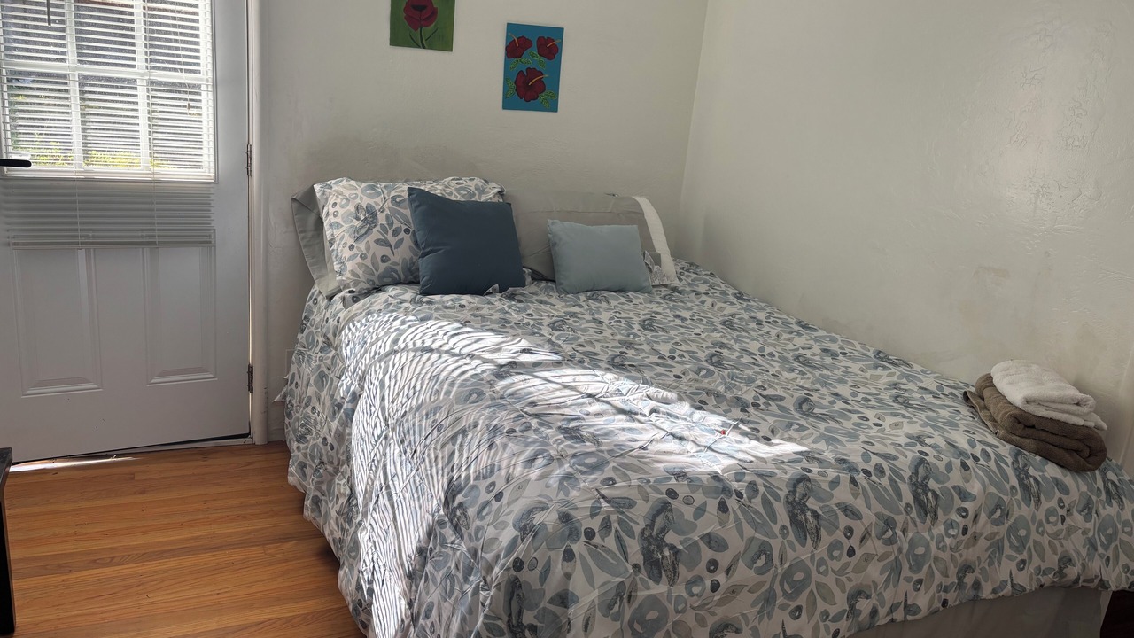 Photo of Bedroom in Castro Valley