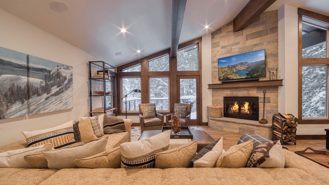 Photo of Livingroom in Alpine Meadows