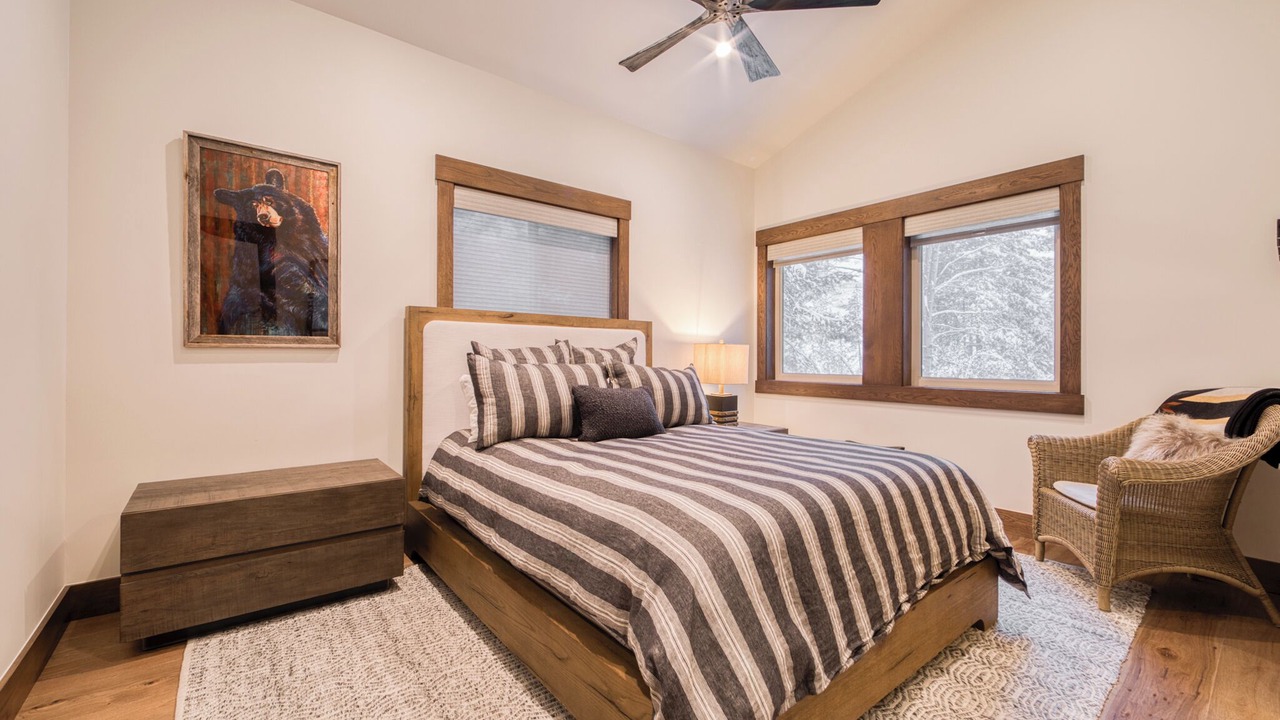 Photo of Bedroom in Alpine Meadows