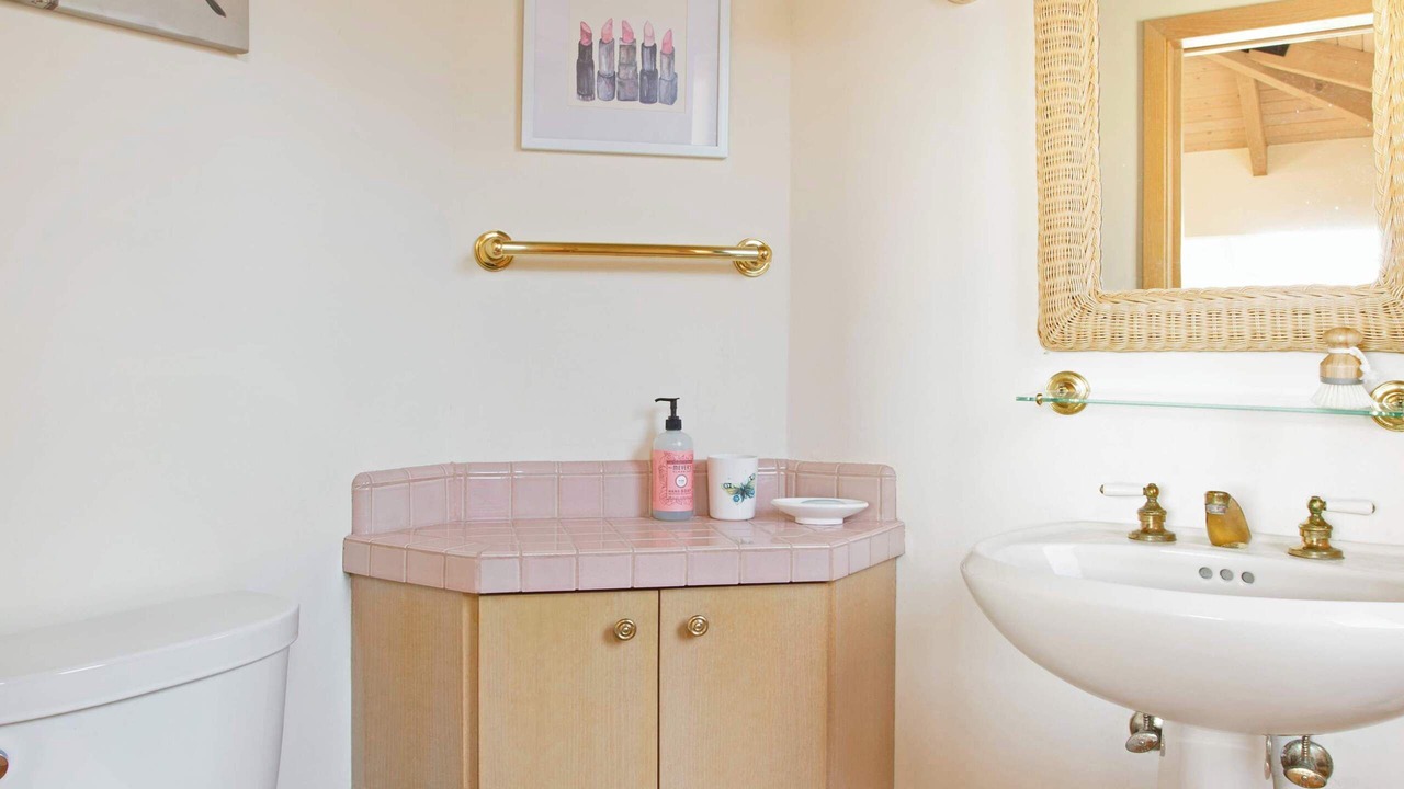 Photo of Bedroom in Bodega Bay