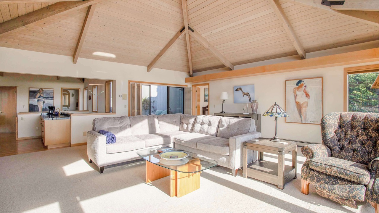 Photo of Bedroom in Bodega Bay