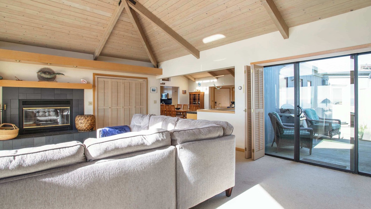 Photo of Livingroom in Bodega Bay
