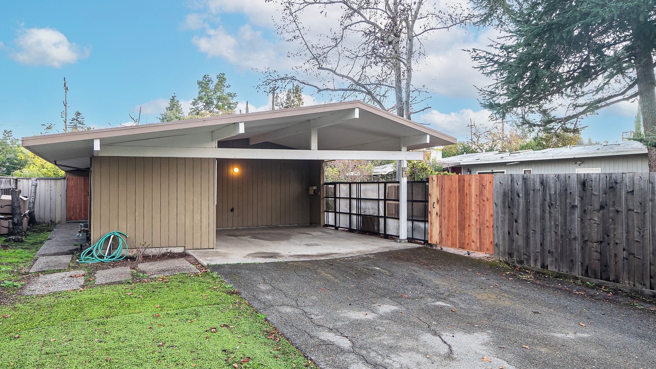 Photo of Outdoor in Palo Alto