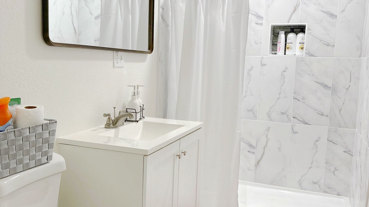 Photo of Bathroom in Woodlake