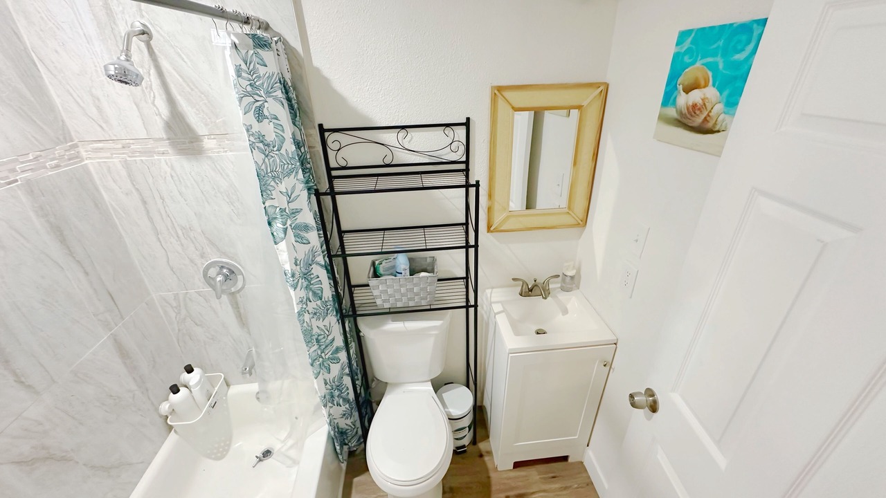 Photo of Bathroom in Woodlake