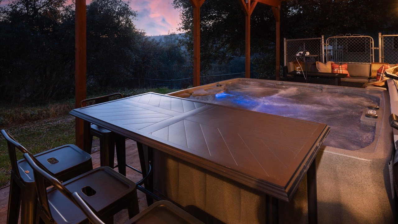 Photo of Patio Balcony in Yosemite Forks