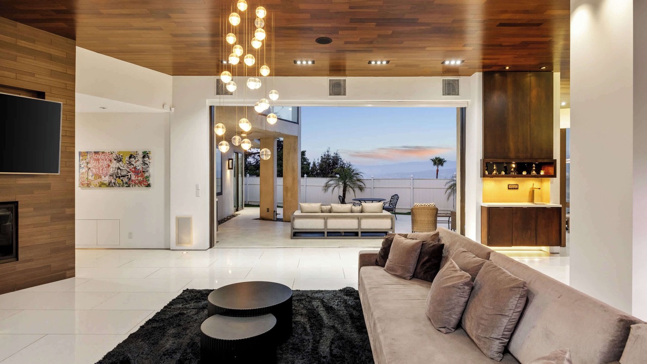 Photo of Bedroom in Hollywood Hills