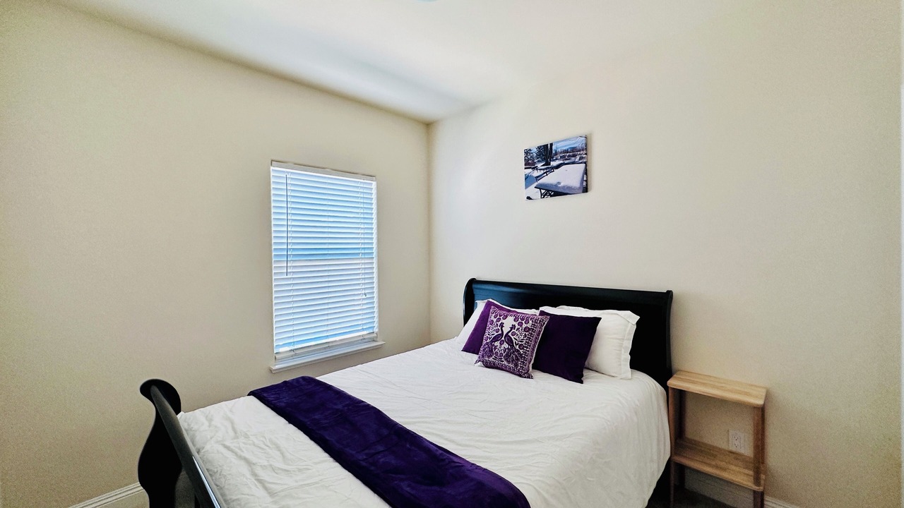 Photo of Bedroom in Castro Valley