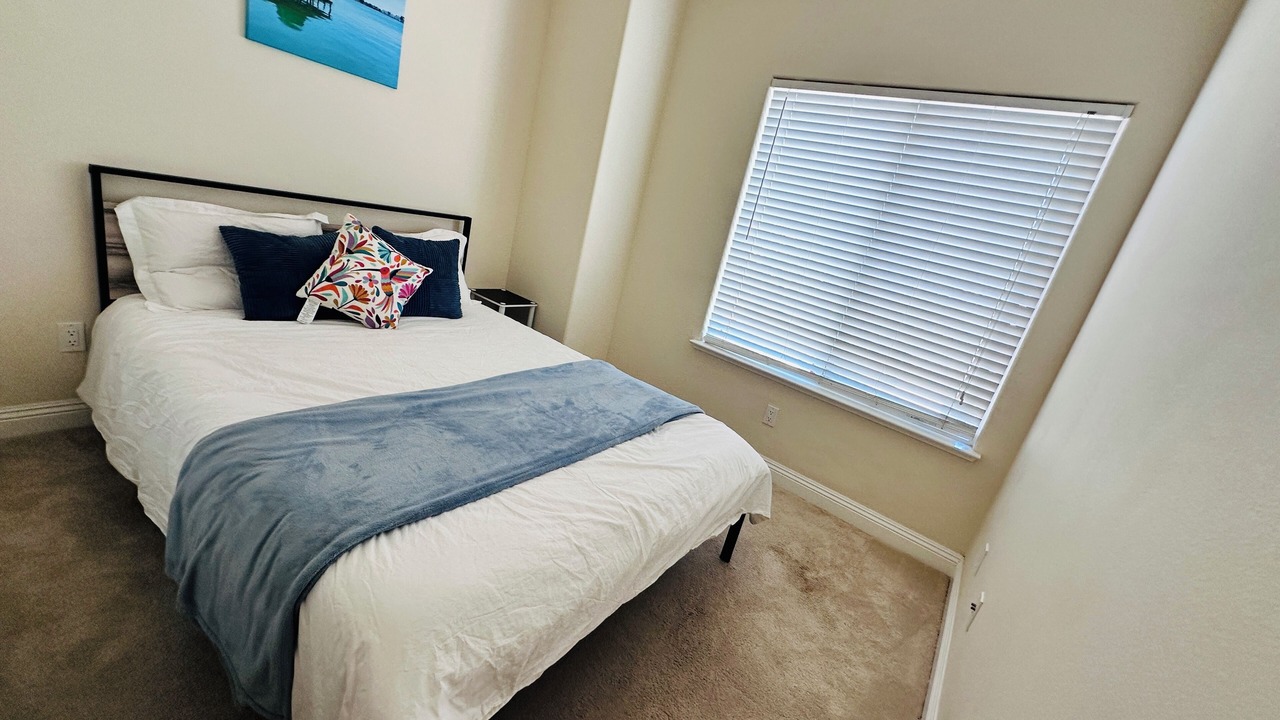 Photo of Bedroom in Castro Valley