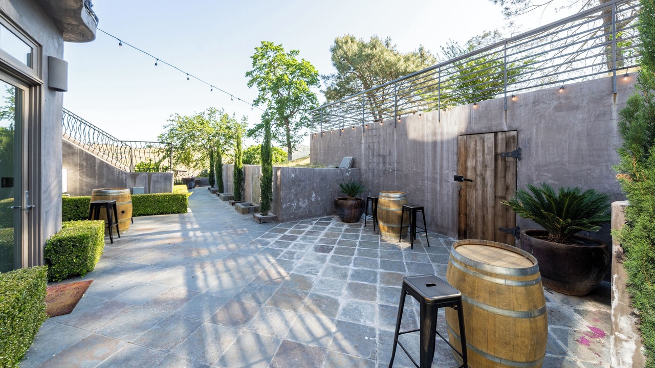 Photo of Patio Balcony in Friant