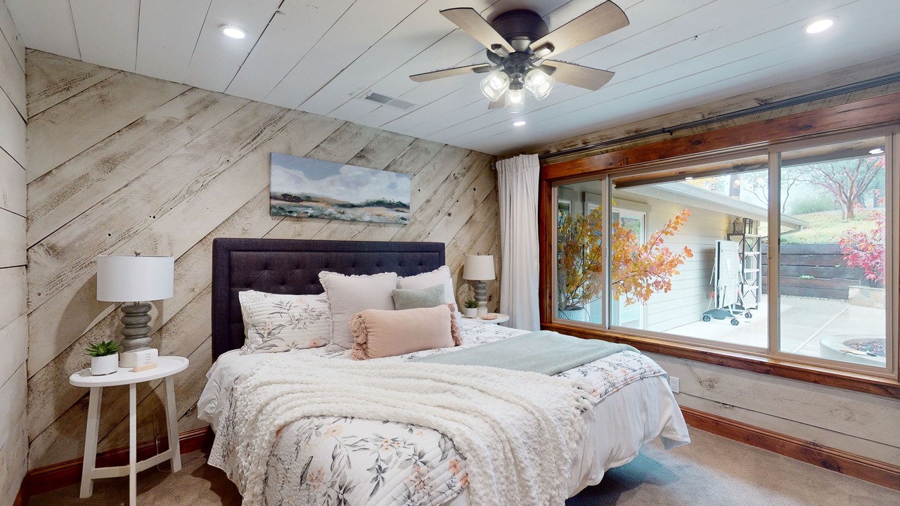 Photo of Bedroom in North Fork