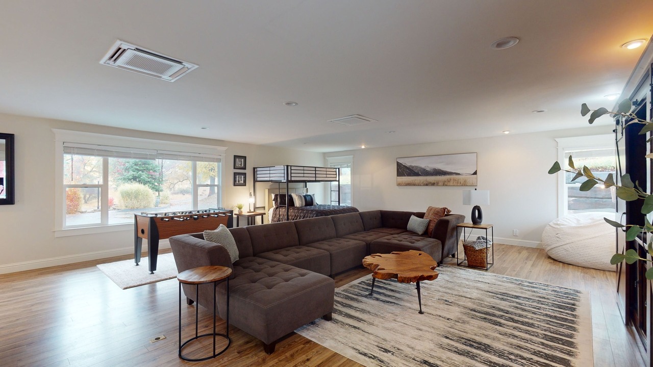 Photo of Livingroom in North Fork