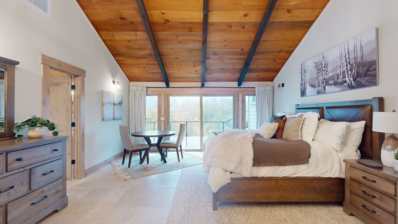 Photo of Bedroom in North Fork