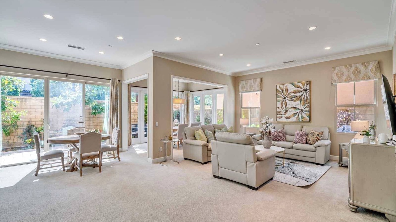 Photo of Livingroom in Cypress Village