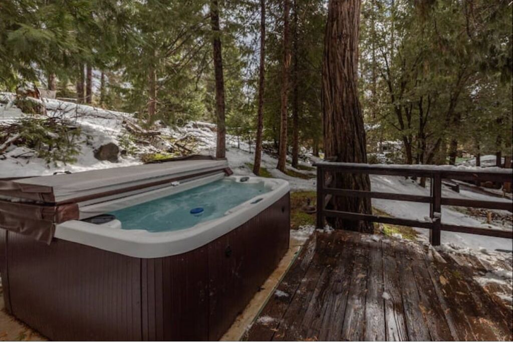 Photo of Outdoor in Oakhurst