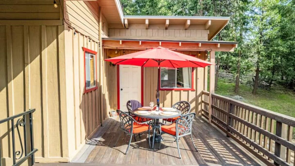Photo of Outdoor in Oakhurst