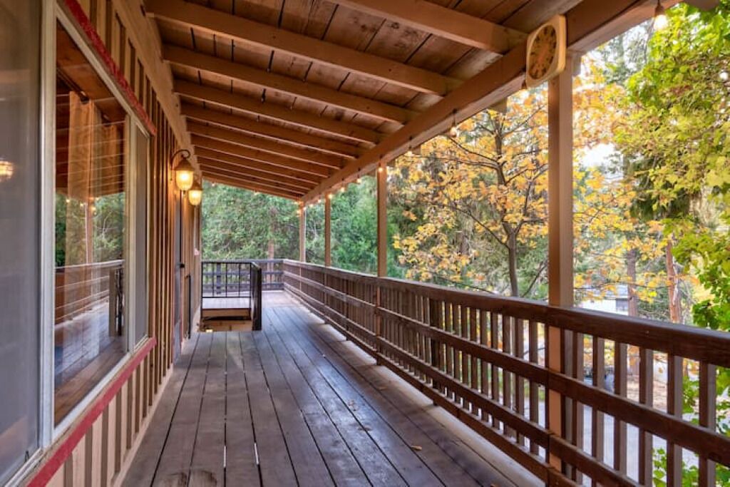 Photo of Patio Balcony in Oakhurst