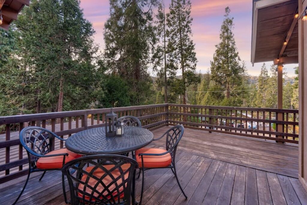 Photo of Outdoor in Oakhurst