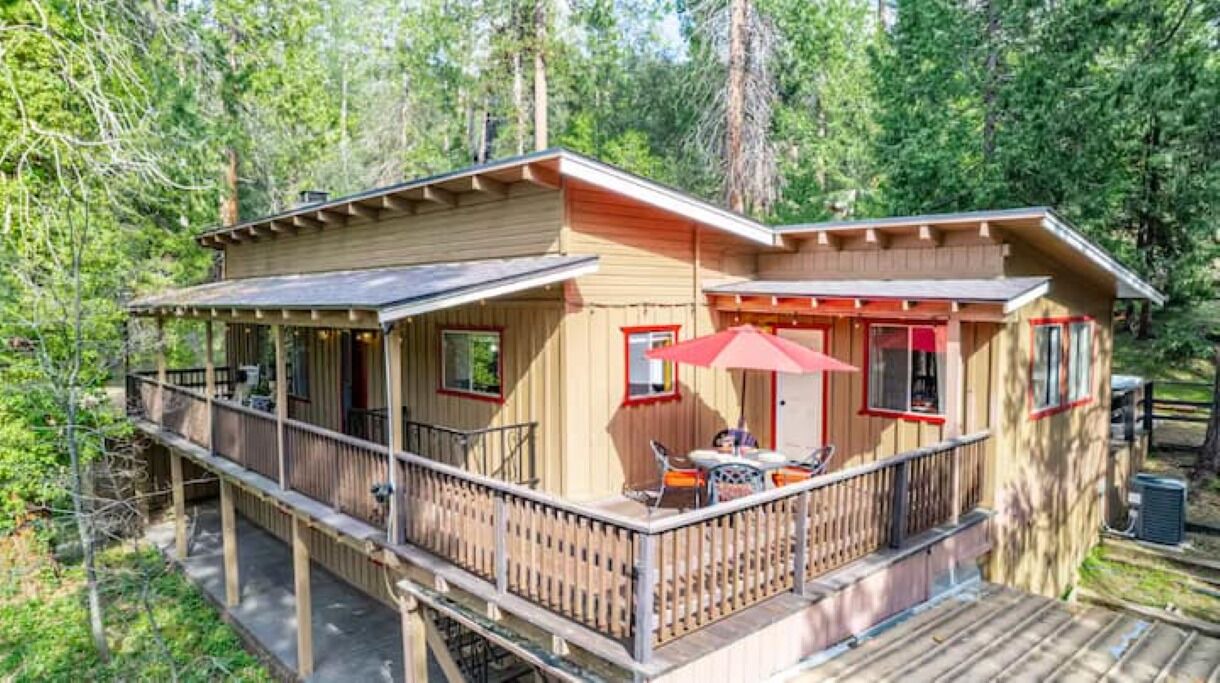 Photo of Outdoor in Oakhurst