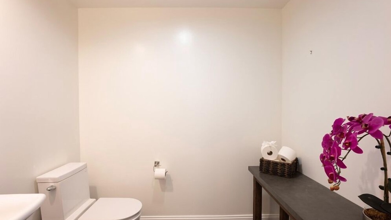 Photo of Bathroom in Studio City
