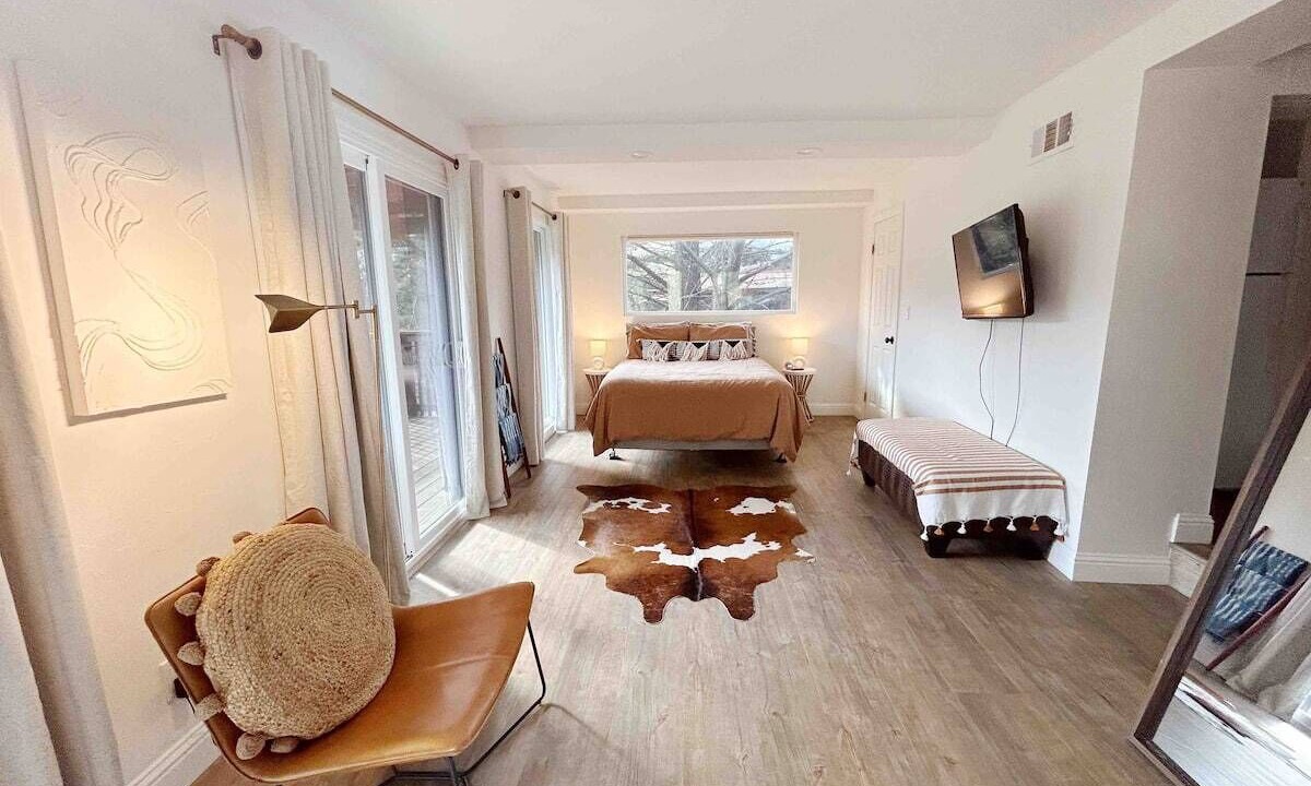 Photo of Bedroom in Marin City