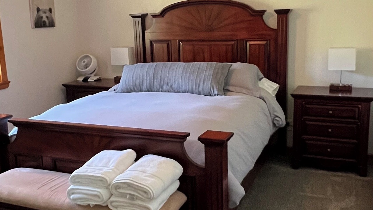 Photo of Bedroom in Bass Lake