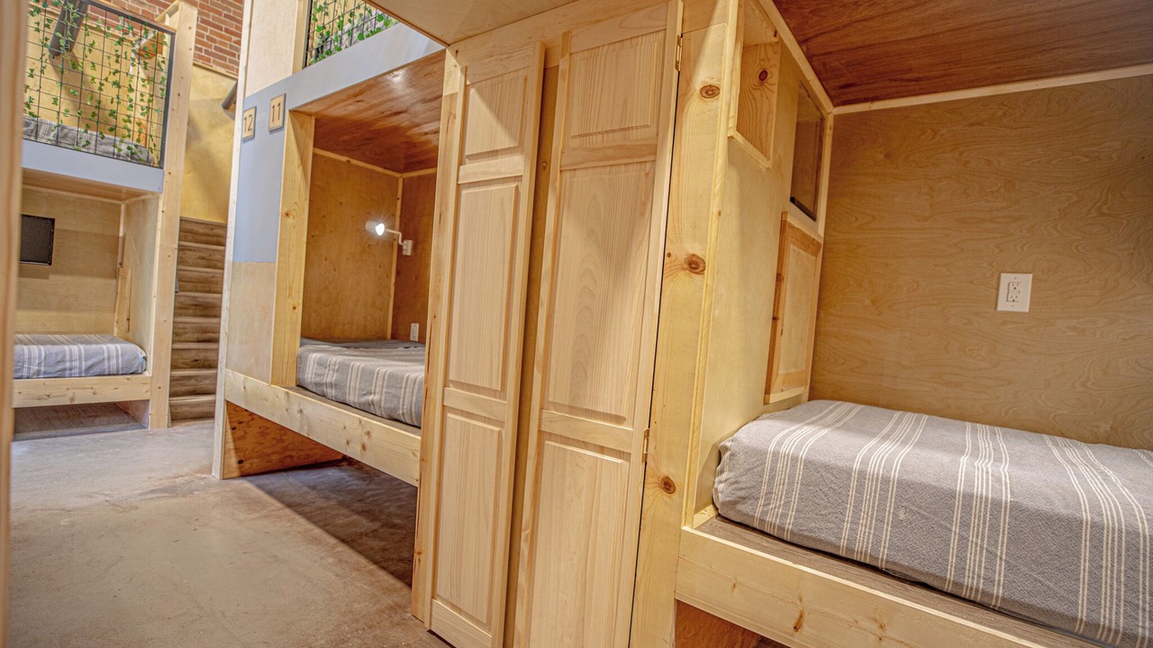 Photo of Bedroom in Presidio Neighborhood