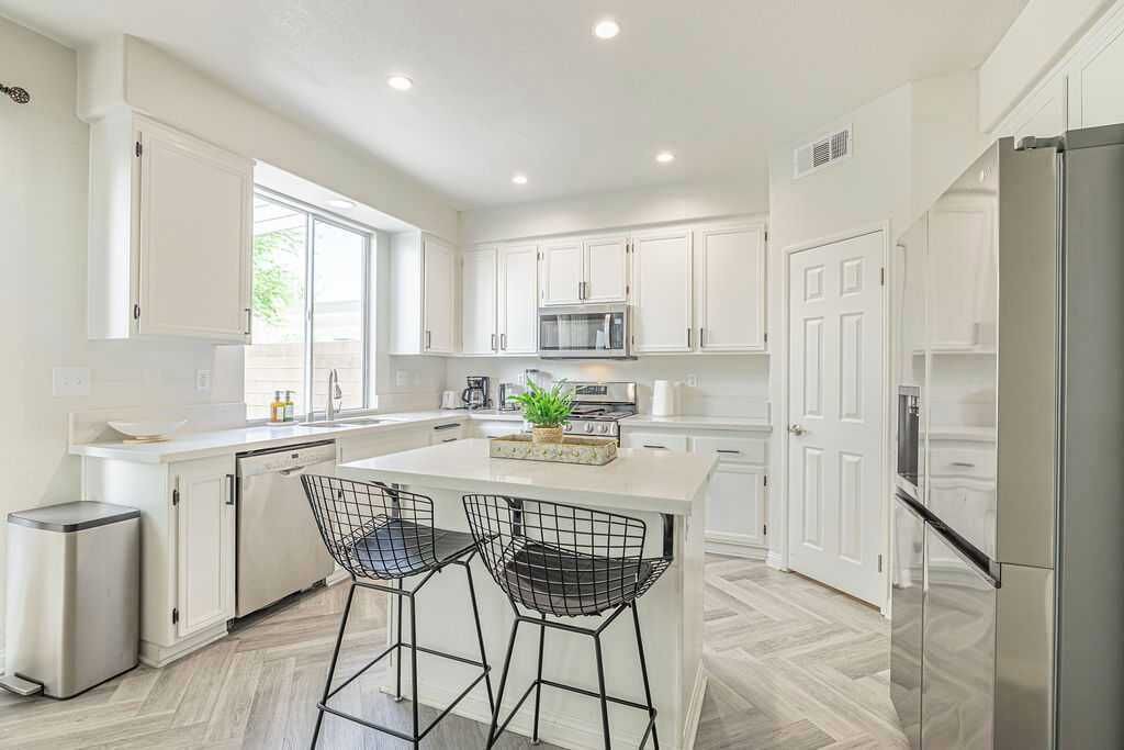 Photo of Kitchen in Palmdale