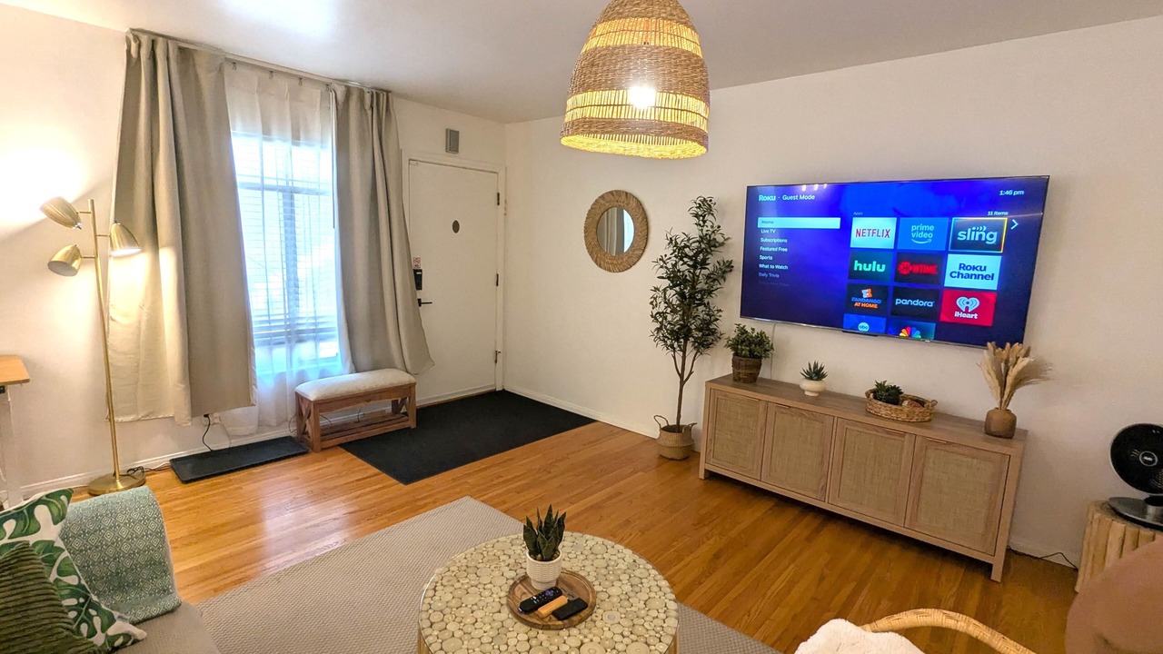 Photo of Livingroom in Alamitos Beach