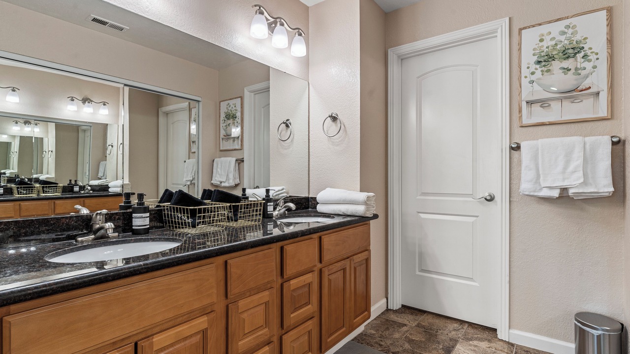 Photo of Bathroom in Ardenwood