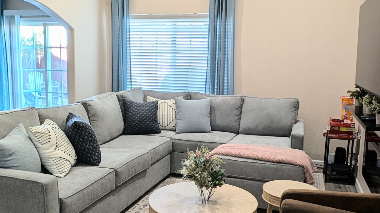 Photo of Livingroom in Ardenwood