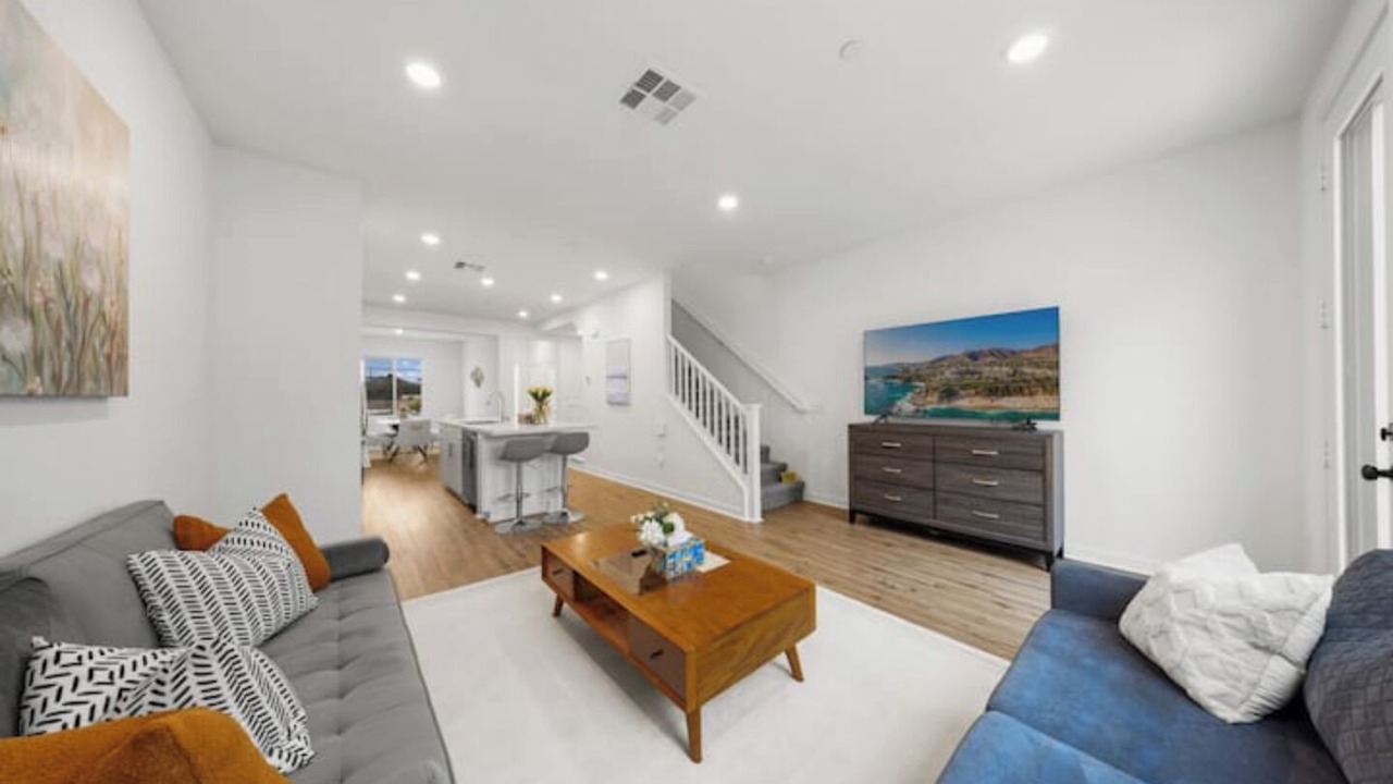 Photo of Livingroom in La Puente
