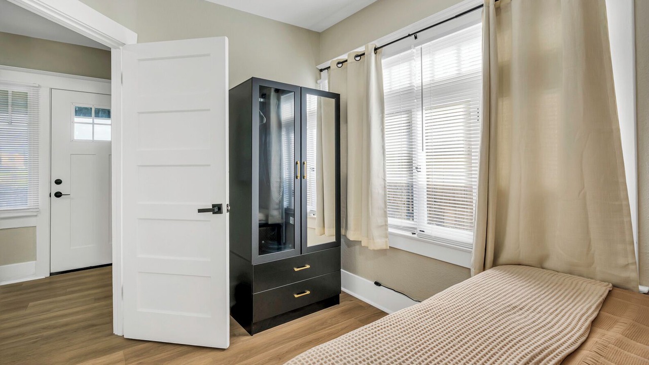Photo of Bedroom in Tower District