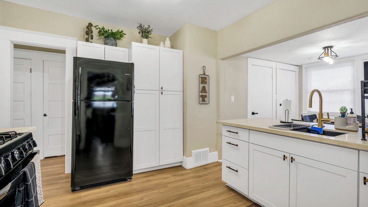 Photo of Kitchen in Tower District