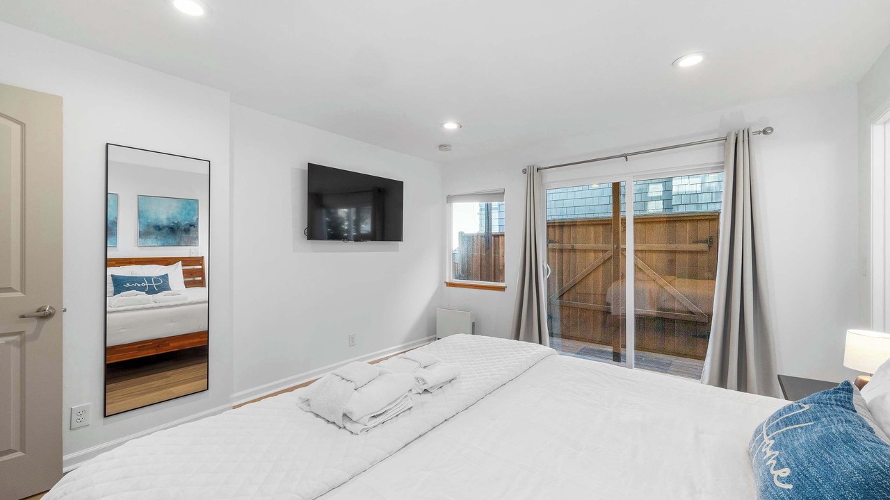 Photo of Bedroom in Eastside Santa Cruz