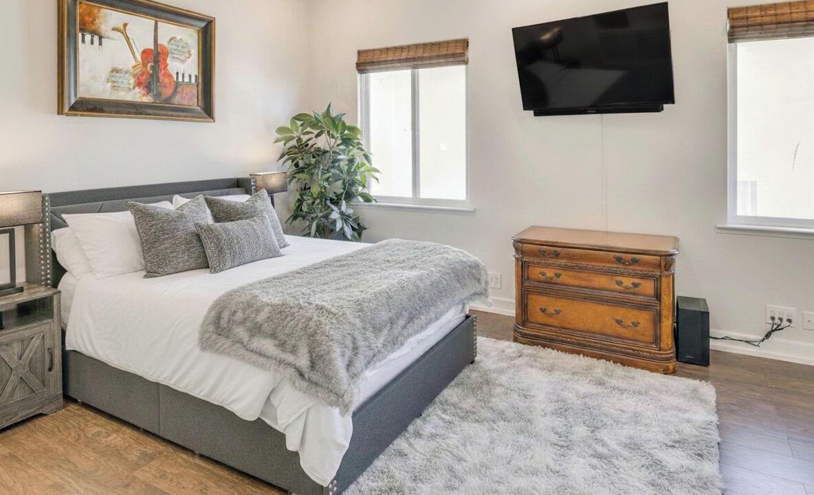 Photo of Bedroom in Thousand Oaks