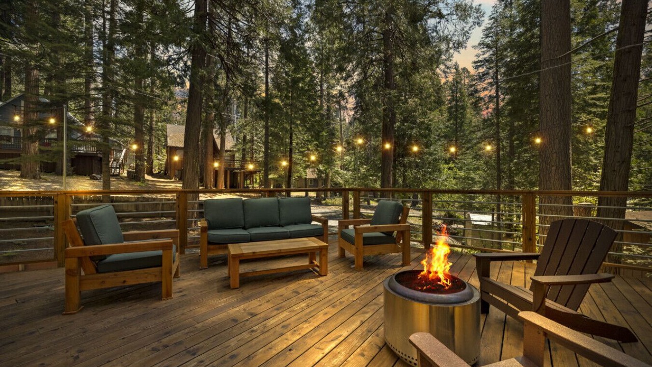 Photo of Patio Balcony in Long Barn