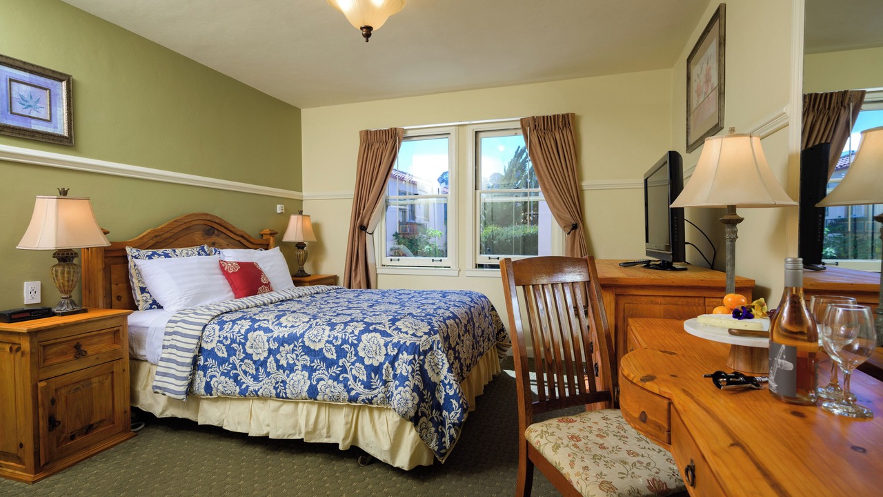 Photo of Bedroom in Marina District
