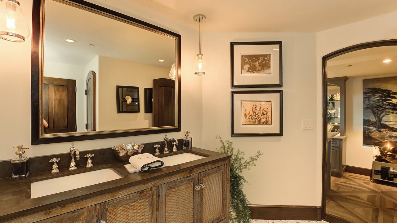 Photo of Bedroom in Carmel Highlands