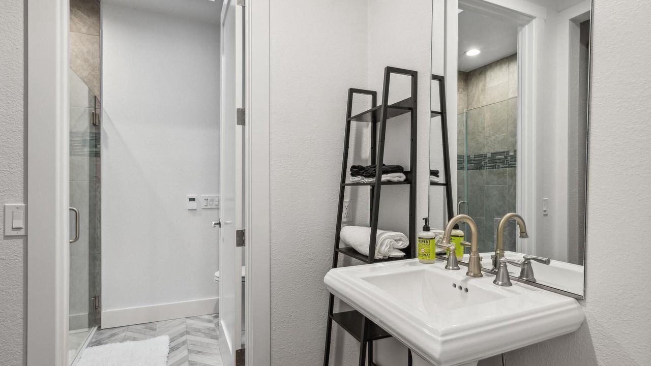 Photo of Bathroom in Eldridge
