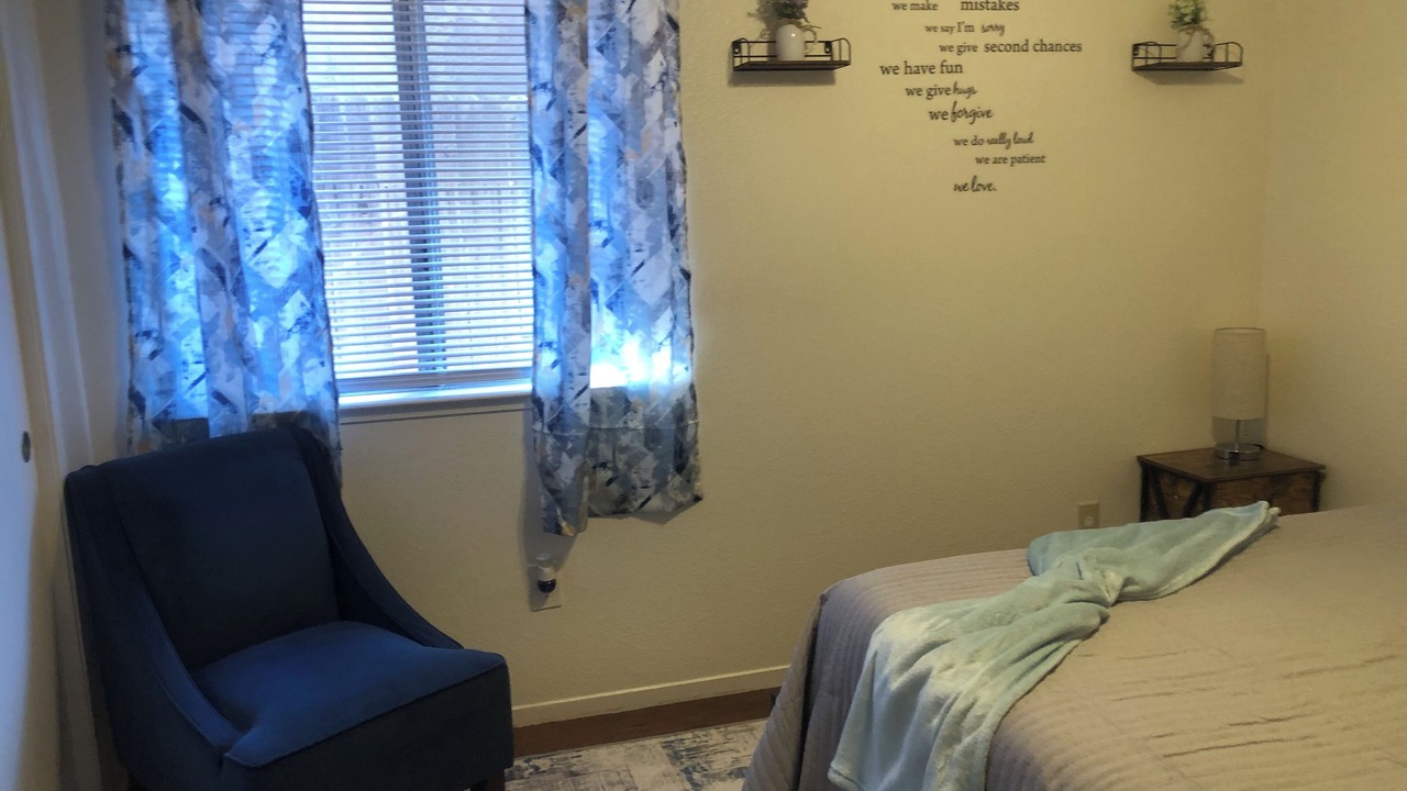 Photo of Bedroom in Pumpkin Center