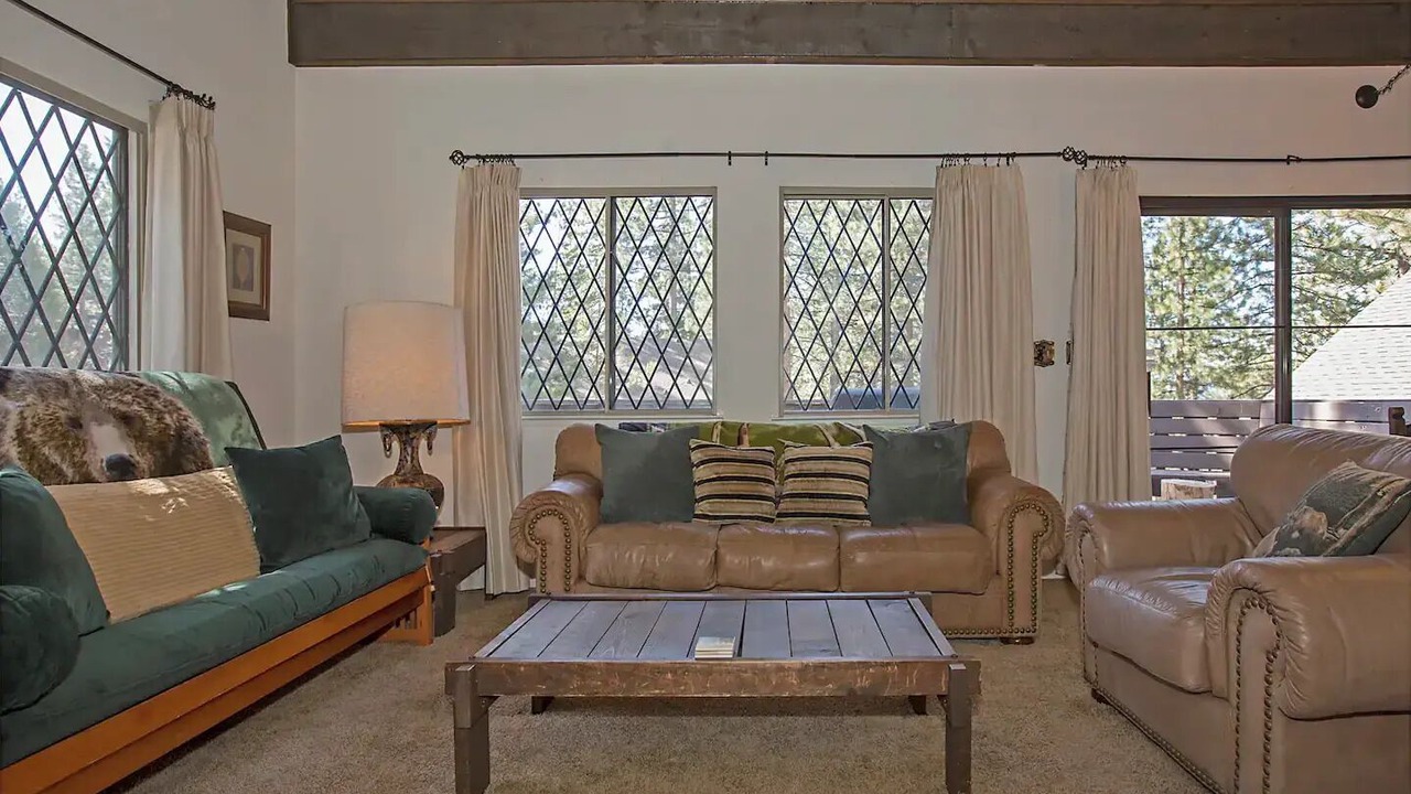 Photo of Livingroom in South Lake Tahoe