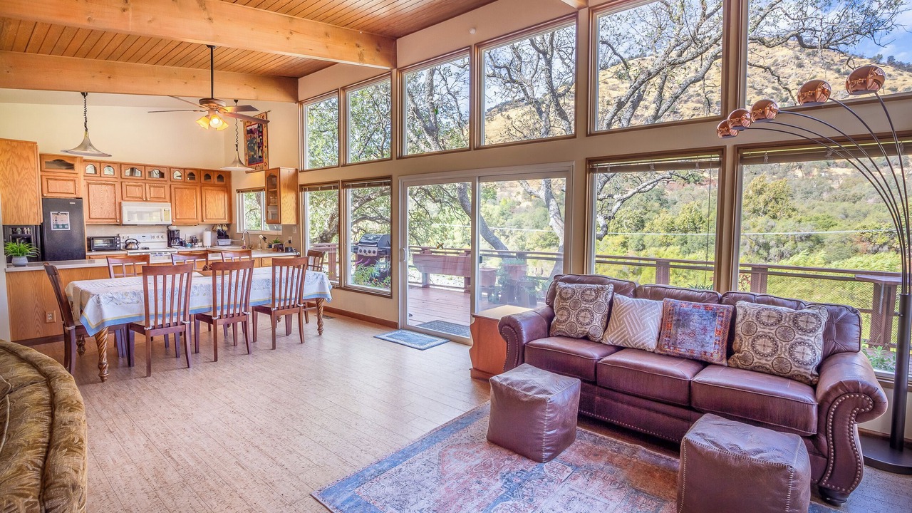 Photo of Livingroom in Three Rivers