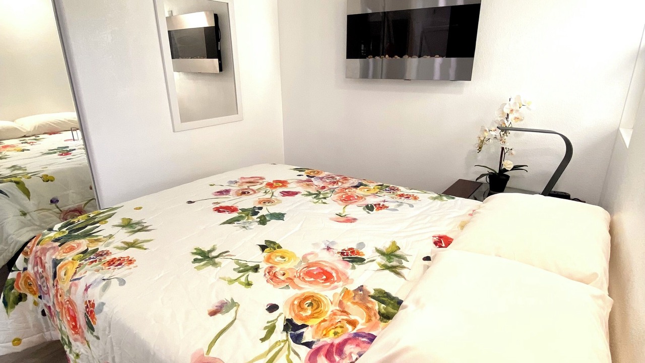 Photo of Bedroom in Smoke Ranch