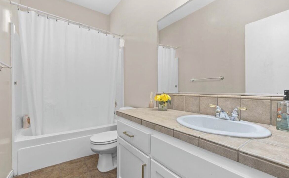Photo of Bathroom in Greenacres