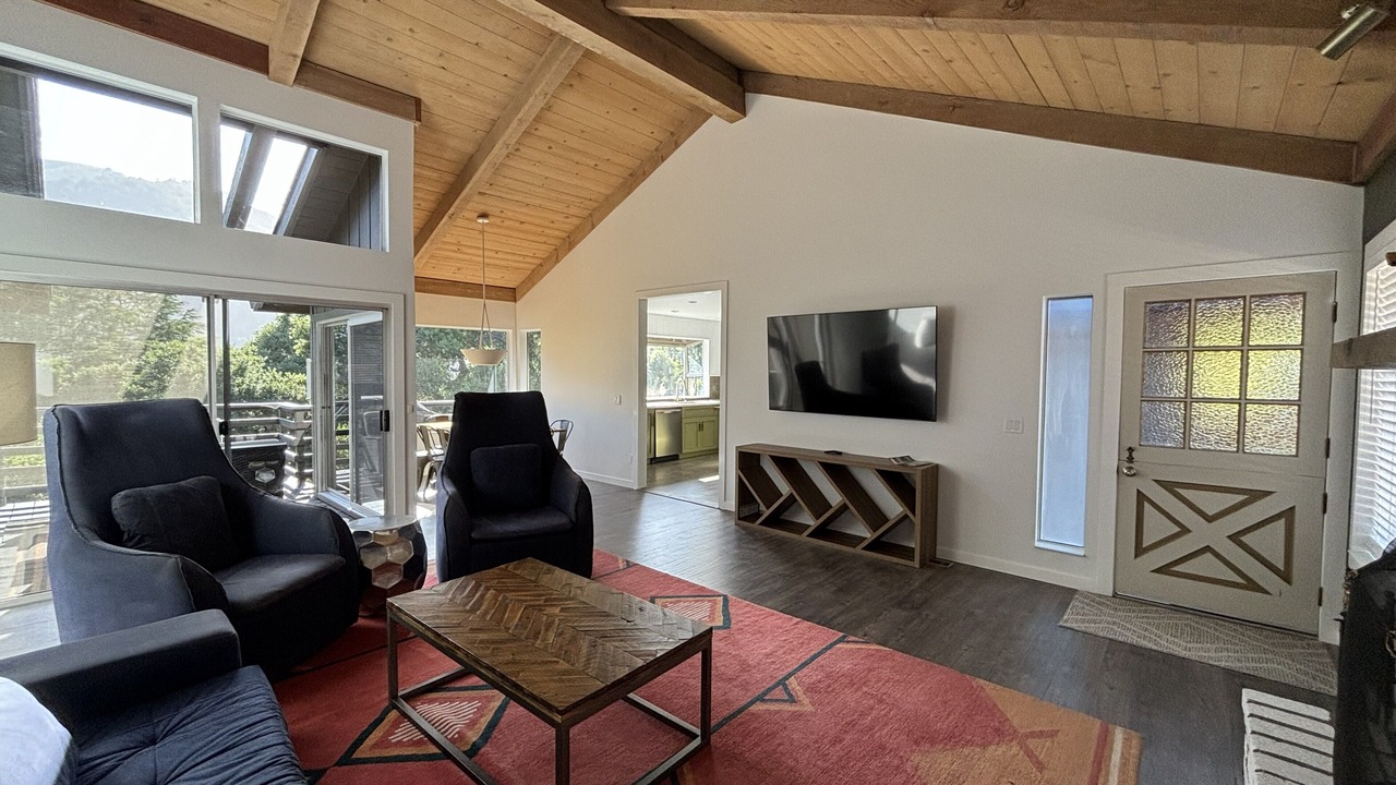 Photo of Livingroom in Carmel Valley