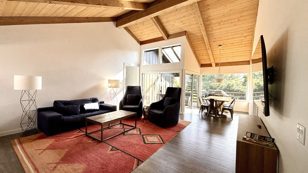 Photo of Livingroom in Carmel Valley