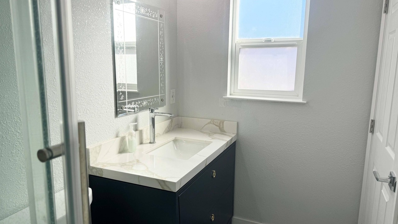 Photo of Bathroom in Union City