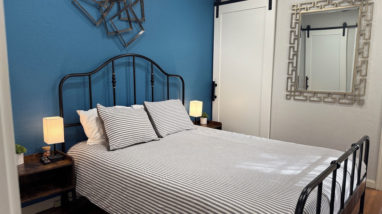 Photo of Bedroom in Poverty Ridge