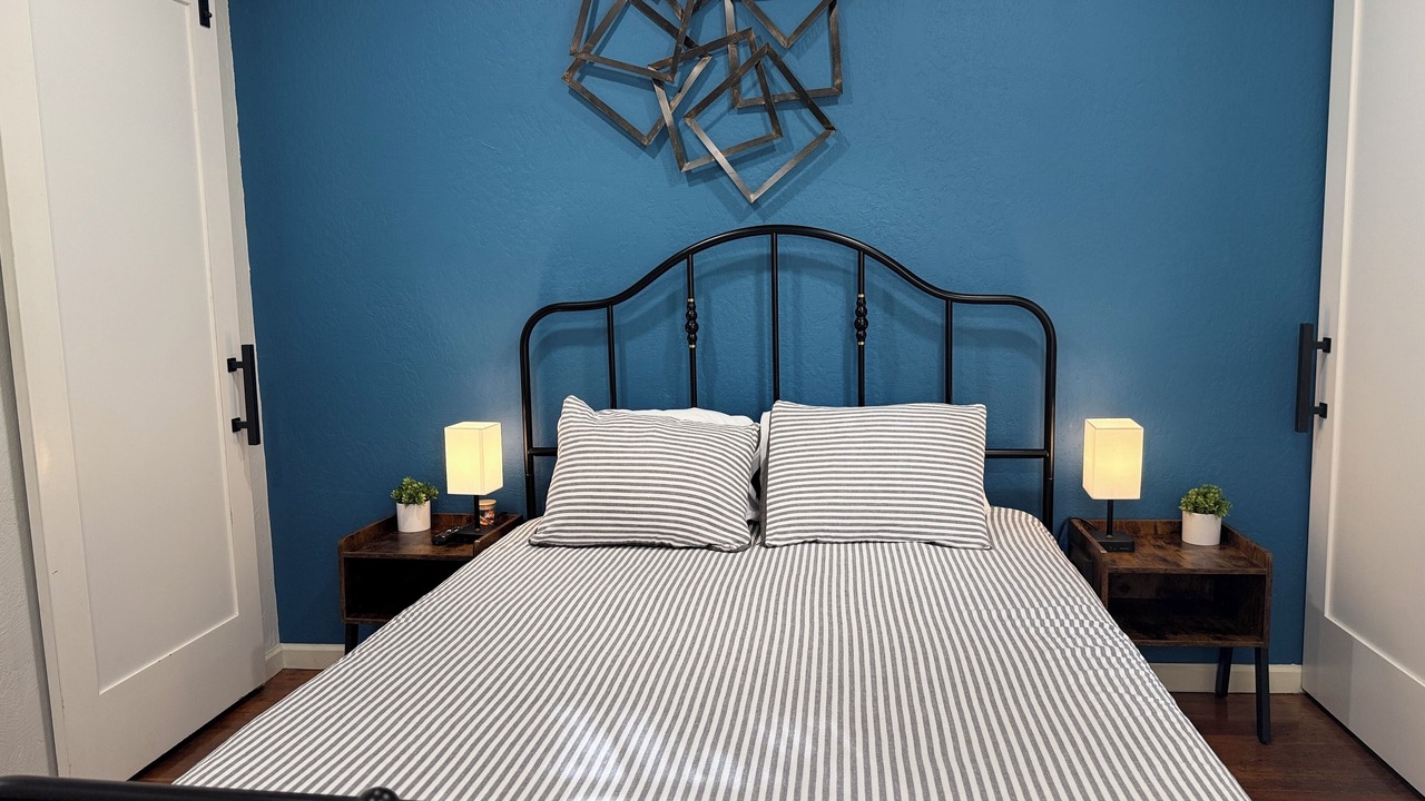 Photo of Bedroom in Poverty Ridge